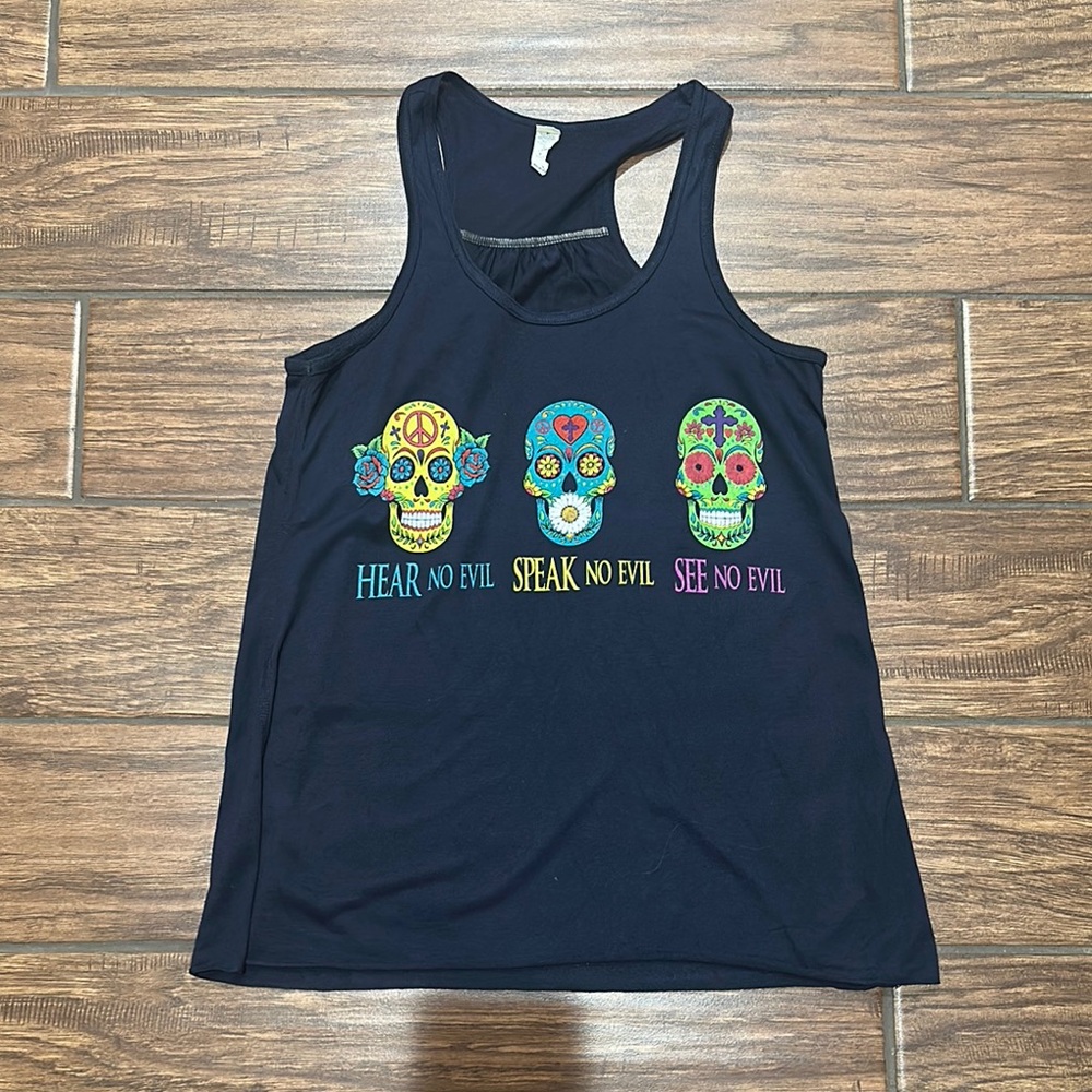 Gypsy Soule graphic skull tank size small